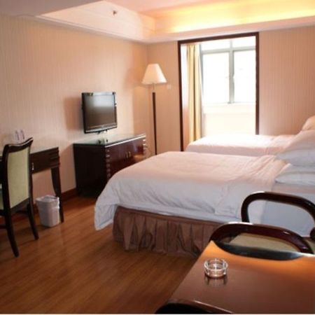 Vienna Grand Theater Branch Hotel Shenzhen Bagian luar foto